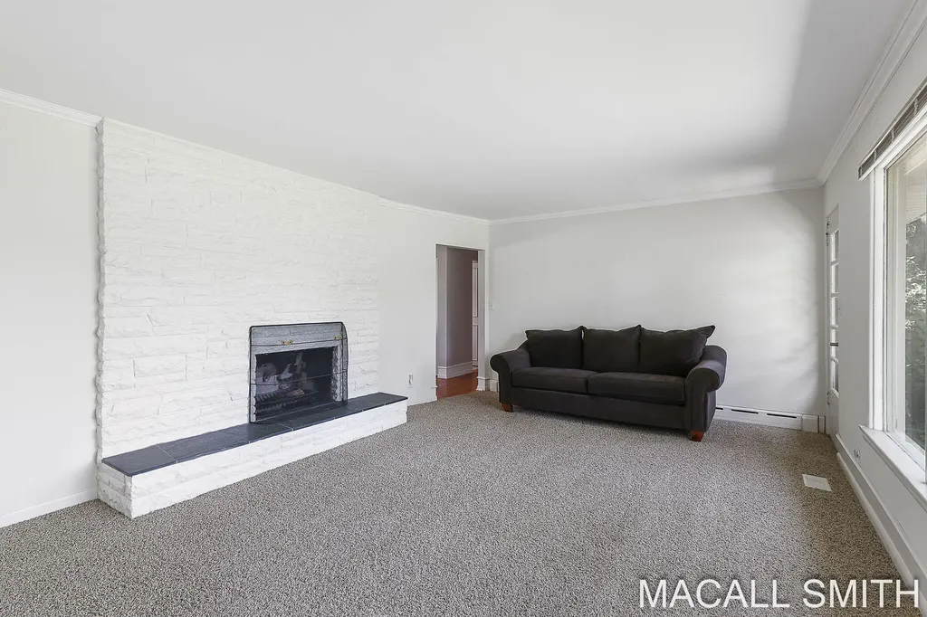 339 Wildwood Drive Holland City MI 49423