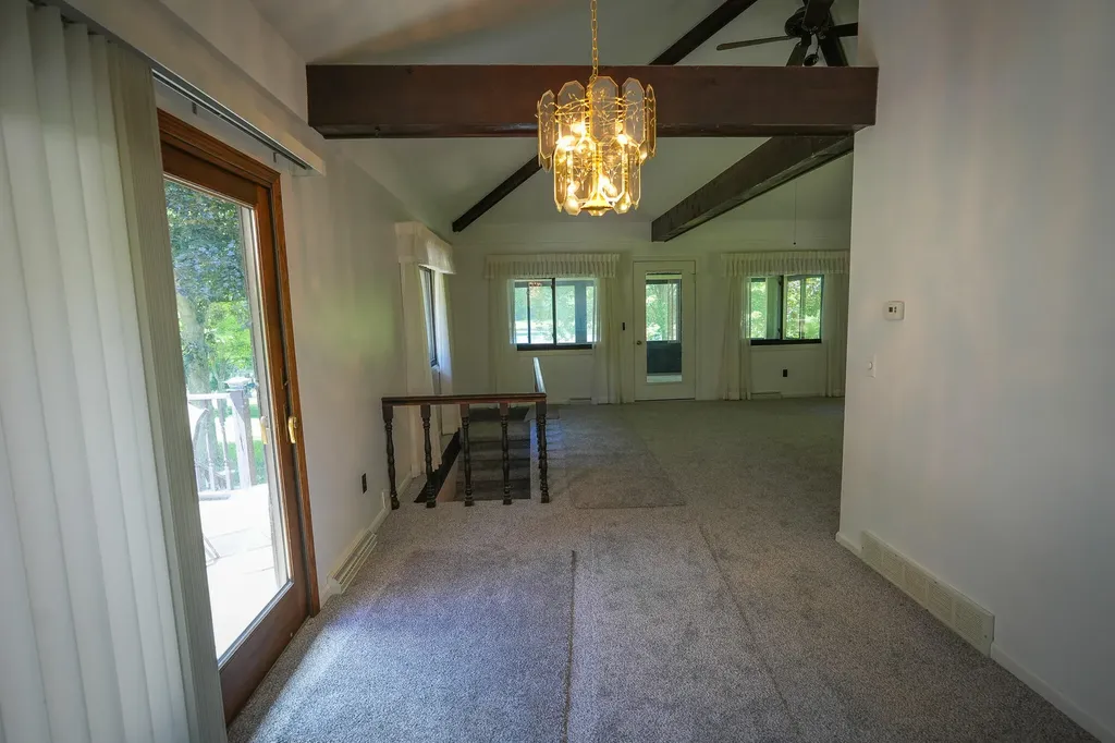 9411 Maple Hill Road Reynolds Township MI 49329