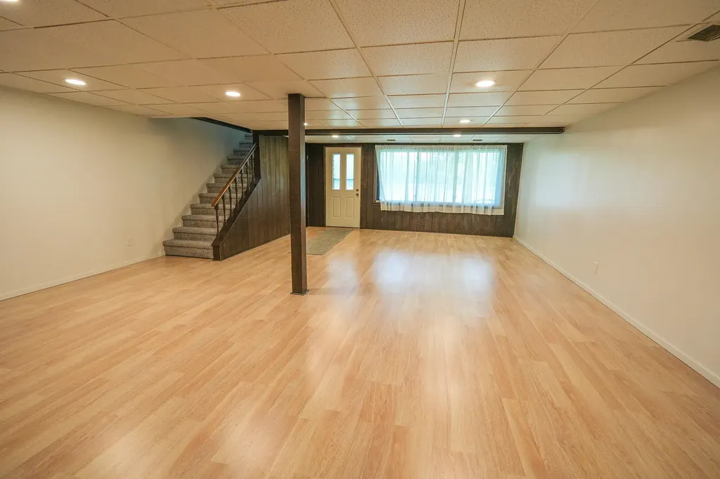 9411 Maple Hill Road Reynolds Township MI 49329