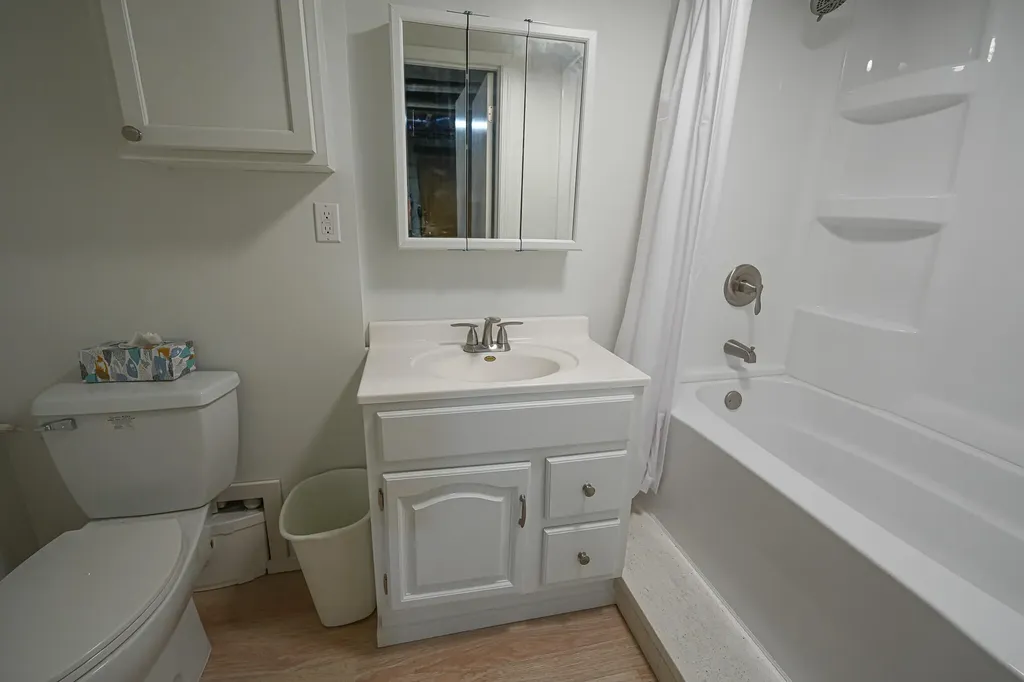 9411 Maple Hill Road Reynolds Township MI 49329