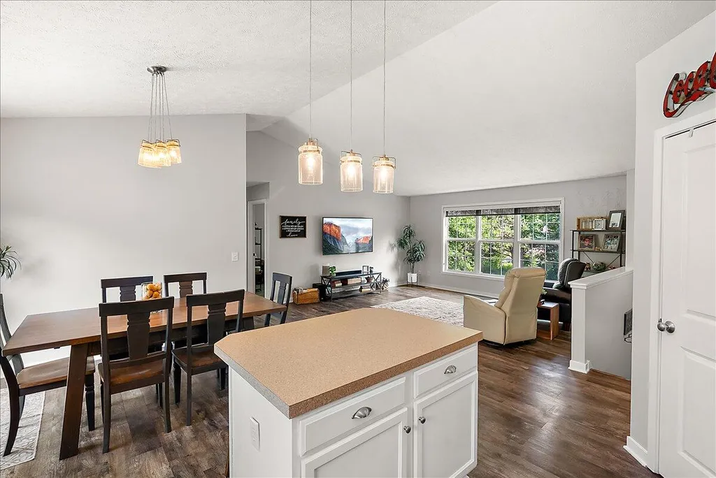 6473 Pine Point Court Polkton Charter Township MI 49404