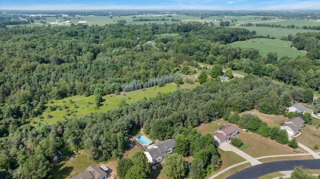 6473 Pine Point Court Polkton Charter Township MI 49404