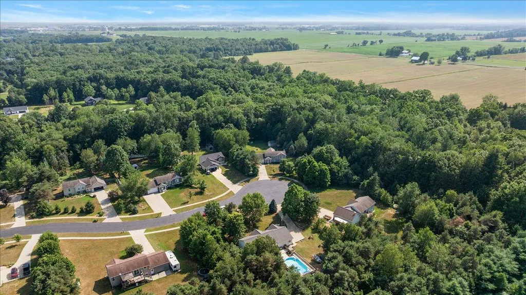 6473 Pine Point Court Polkton Charter Township MI 49404