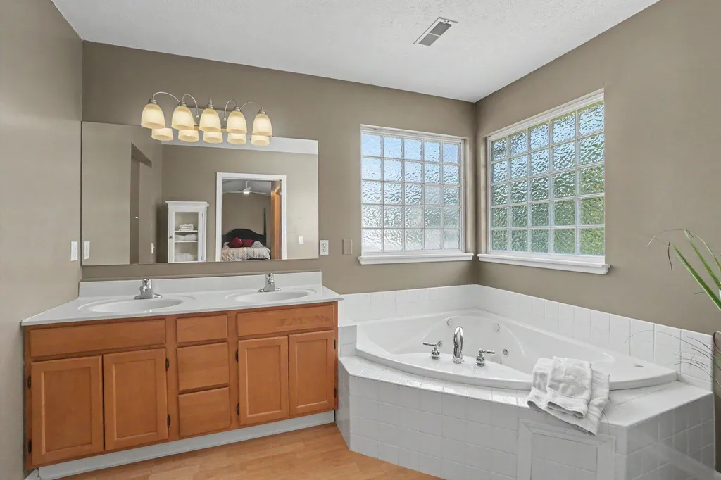 10719 Wood Ridge Drive Holland Charter Township MI 49464