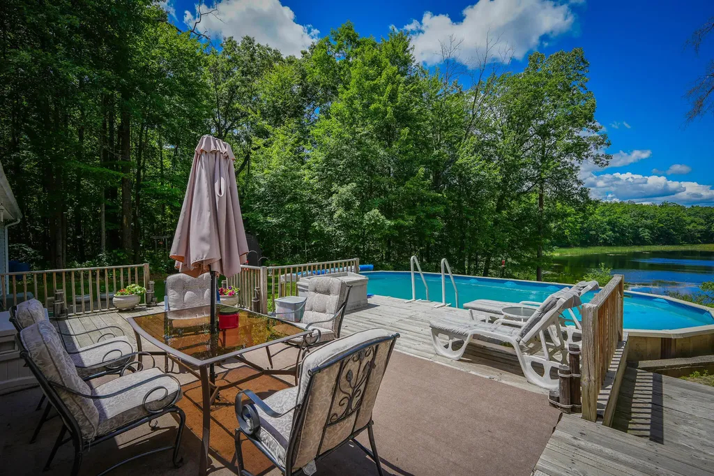 9339 Maple Hill Road Reynolds Township MI 49329