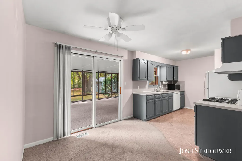 3776 Golf Circle Court Salem Township MI 49323