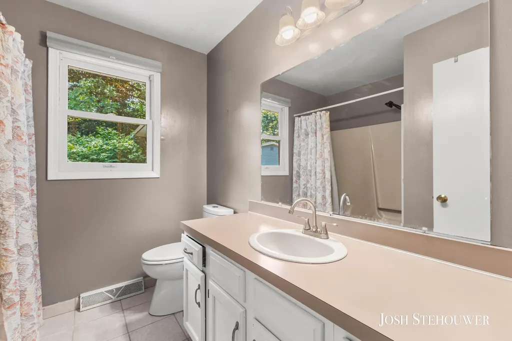 3776 Golf Circle Court Salem Township MI 49323