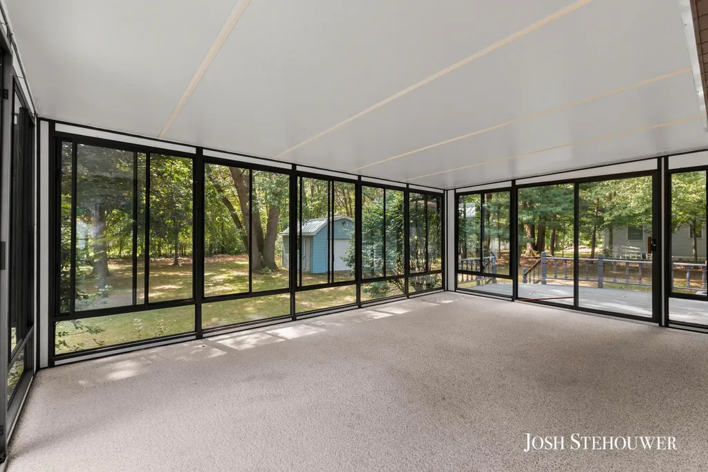 3776 Golf Circle Court Salem Township MI 49323
