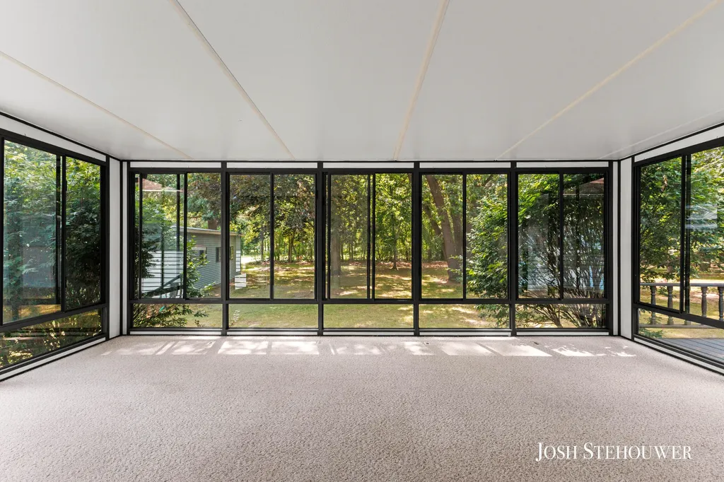 3776 Golf Circle Court Salem Township MI 49323