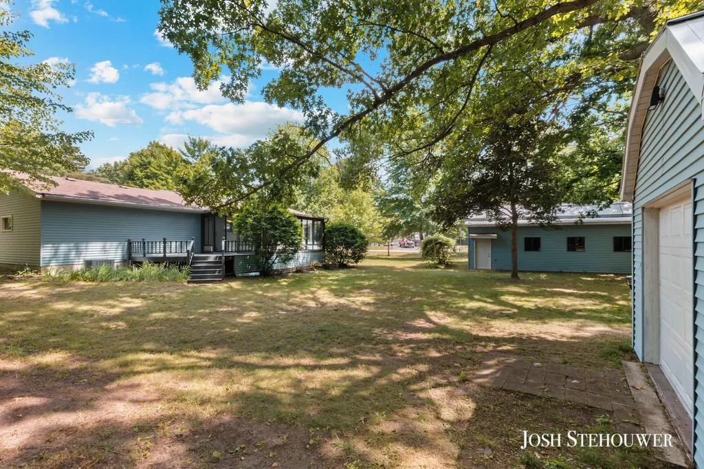 3776 Golf Circle Court Salem Township MI 49323