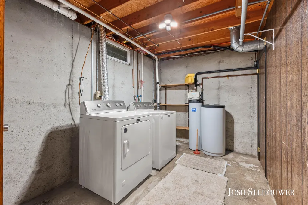 3776 Golf Circle Court Salem Township MI 49323