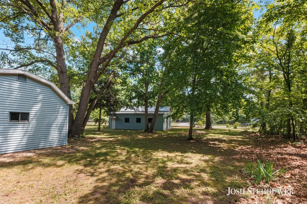 3776 Golf Circle Court Salem Township MI 49323