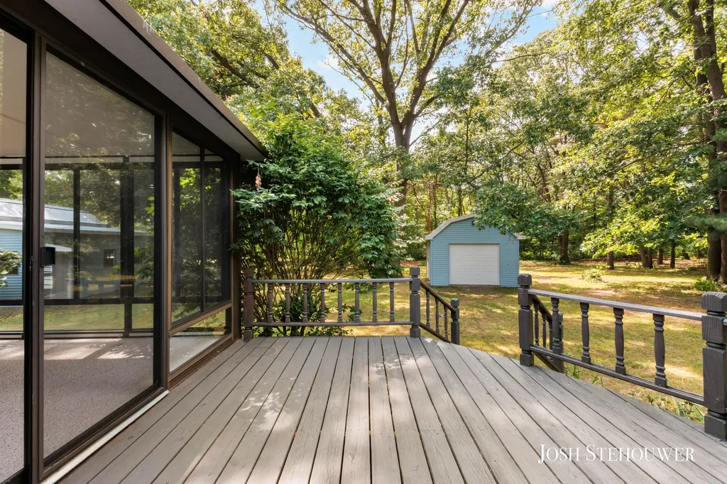 3776 Golf Circle Court Salem Township MI 49323