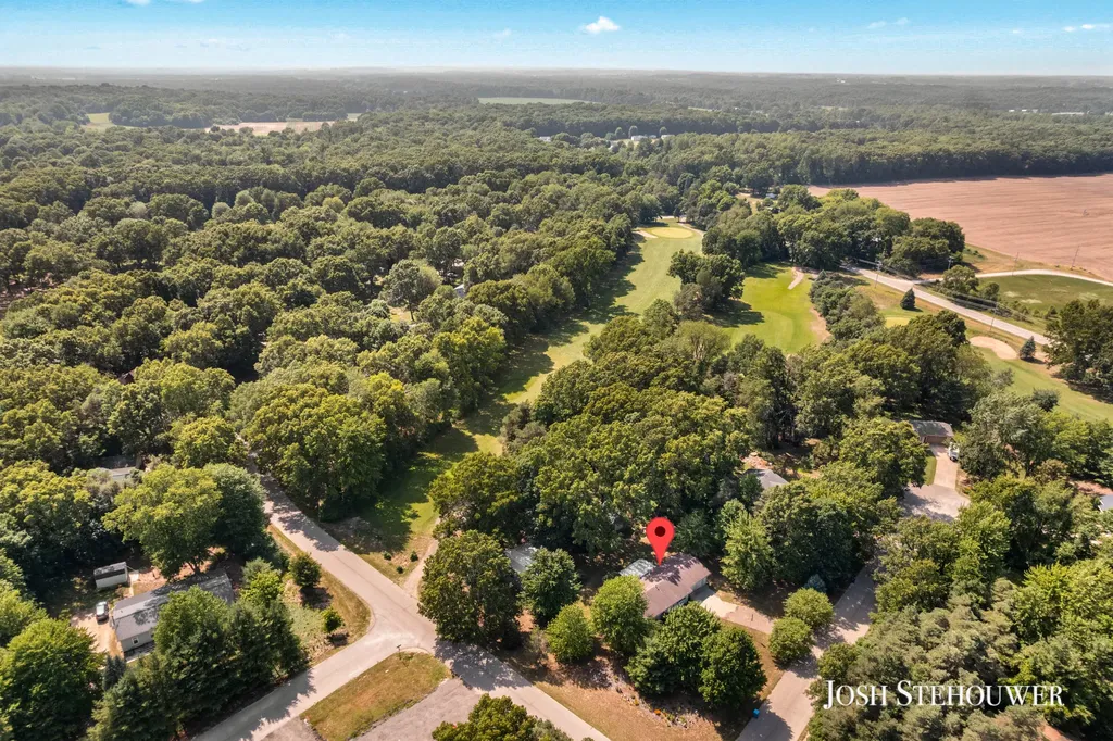3776 Golf Circle Court Salem Township MI 49323