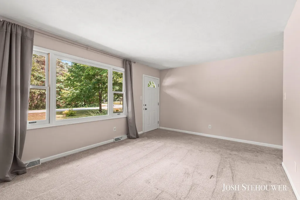 3776 Golf Circle Court Salem Township MI 49323