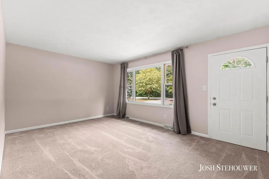 3776 Golf Circle Court Salem Township MI 49323