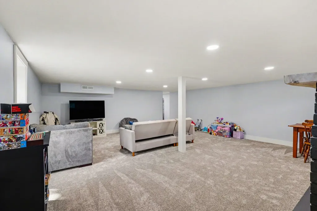 2932 S Maple Island Road Sullivan Township MI 49451