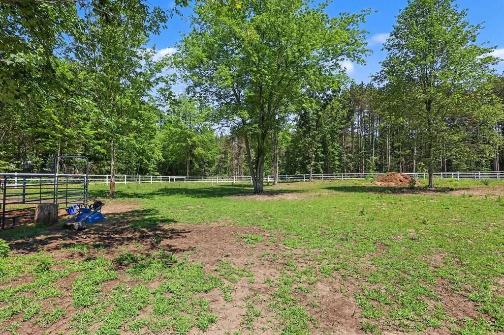 2932 S Maple Island Road Sullivan Township MI 49451