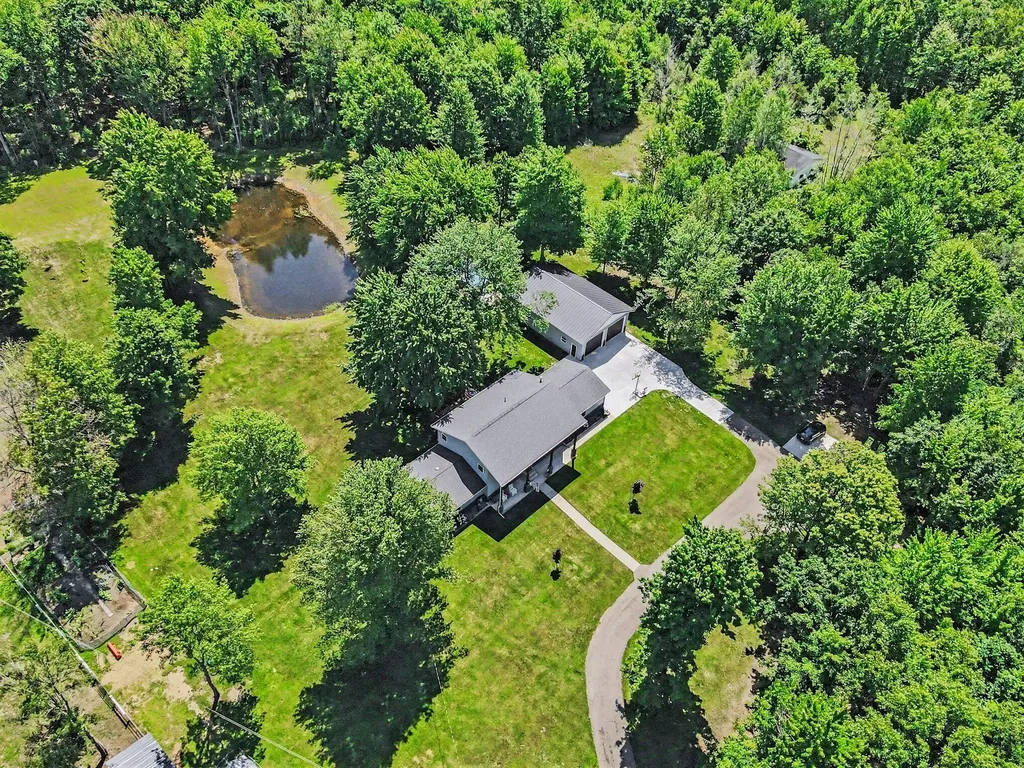 2932 S Maple Island Road Sullivan Township MI 49451
