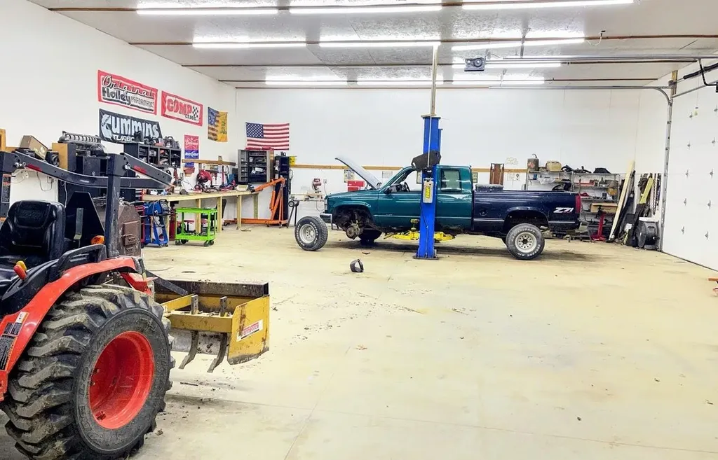 2311 E Glendora Road Buchanan Township MI 49107