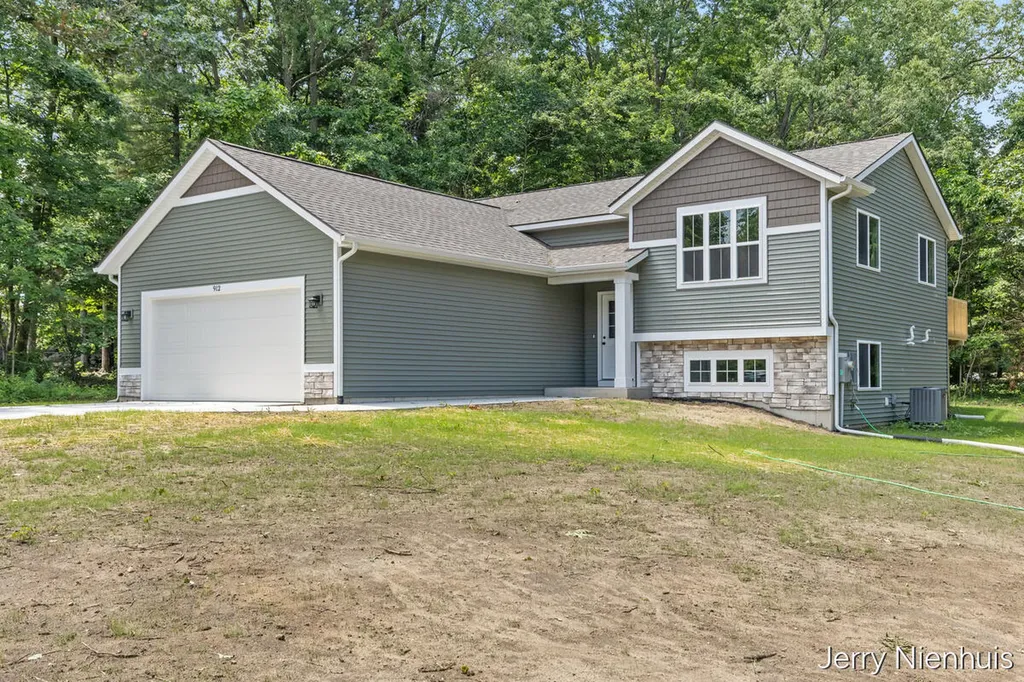912 Blueberry Pine Court Cheshire Township MI 49010
