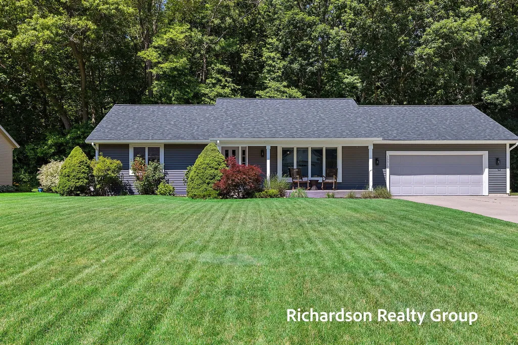 15317 Vintage Avenue Grand Haven Charter Township MI 49417