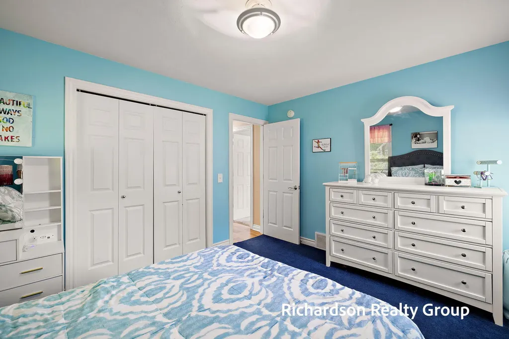 15317 Vintage Avenue Grand Haven Charter Township MI 49417