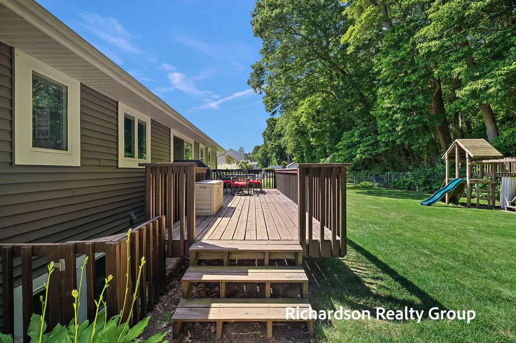 15317 Vintage Avenue Grand Haven Charter Township MI 49417