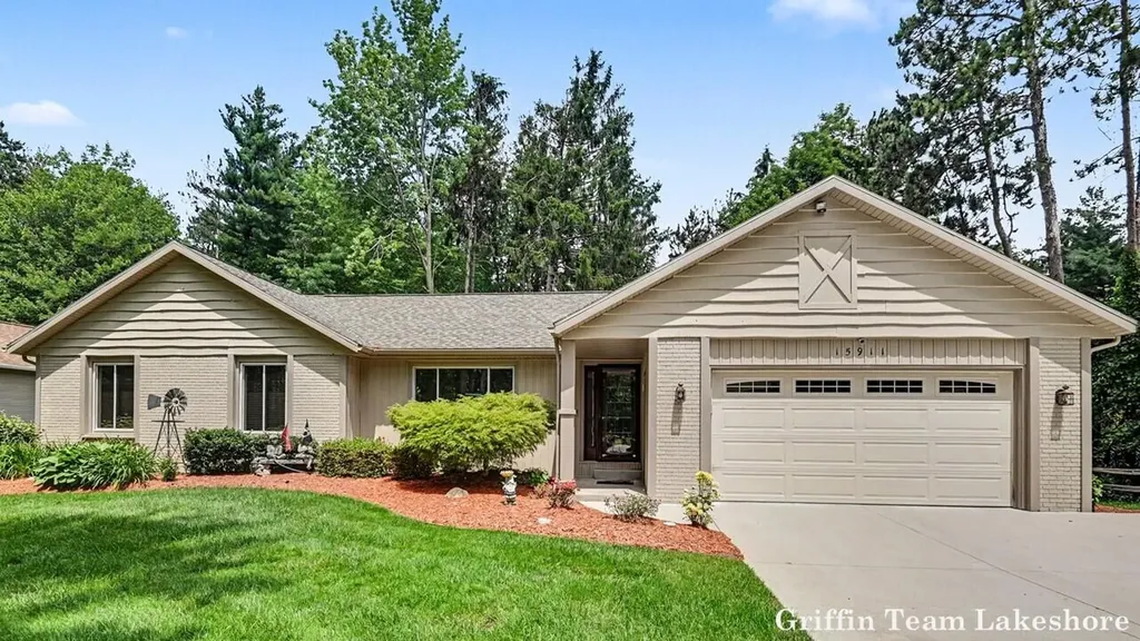 15911 Fendt Farm Drive Park Township MI 49424