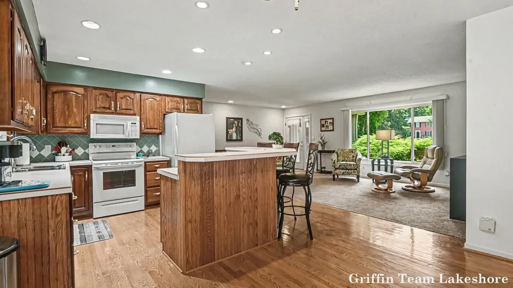 15911 Fendt Farm Drive Park Township MI 49424