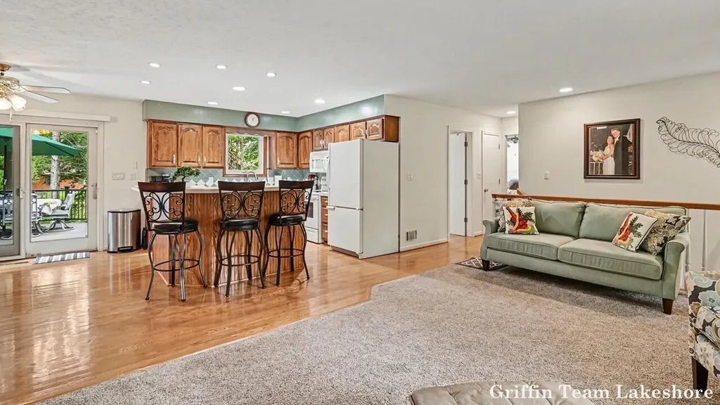 15911 Fendt Farm Drive Park Township MI 49424