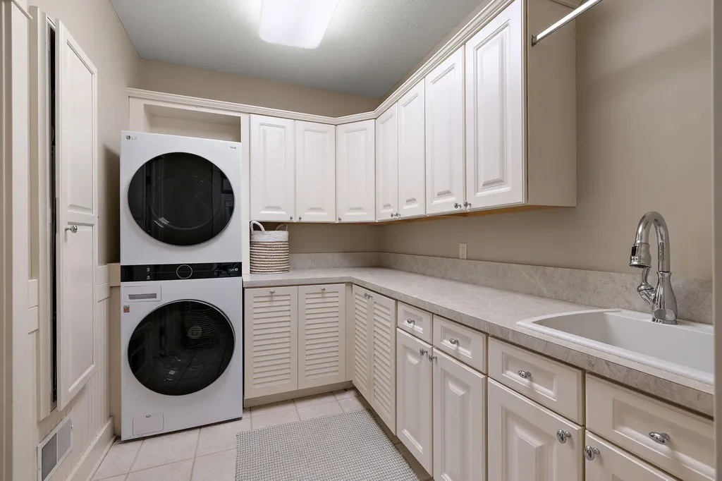 4655 5th Street Leighton Township MI 49316