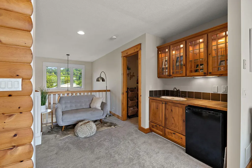 4655 5th Street Leighton Township MI 49316