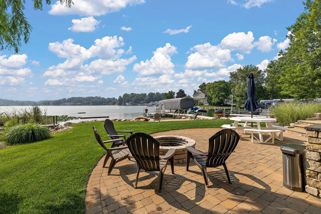 4655 5th Street Leighton Township MI 49316