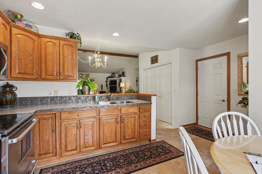 726 Glenvale Drive Coopersville City MI 49404