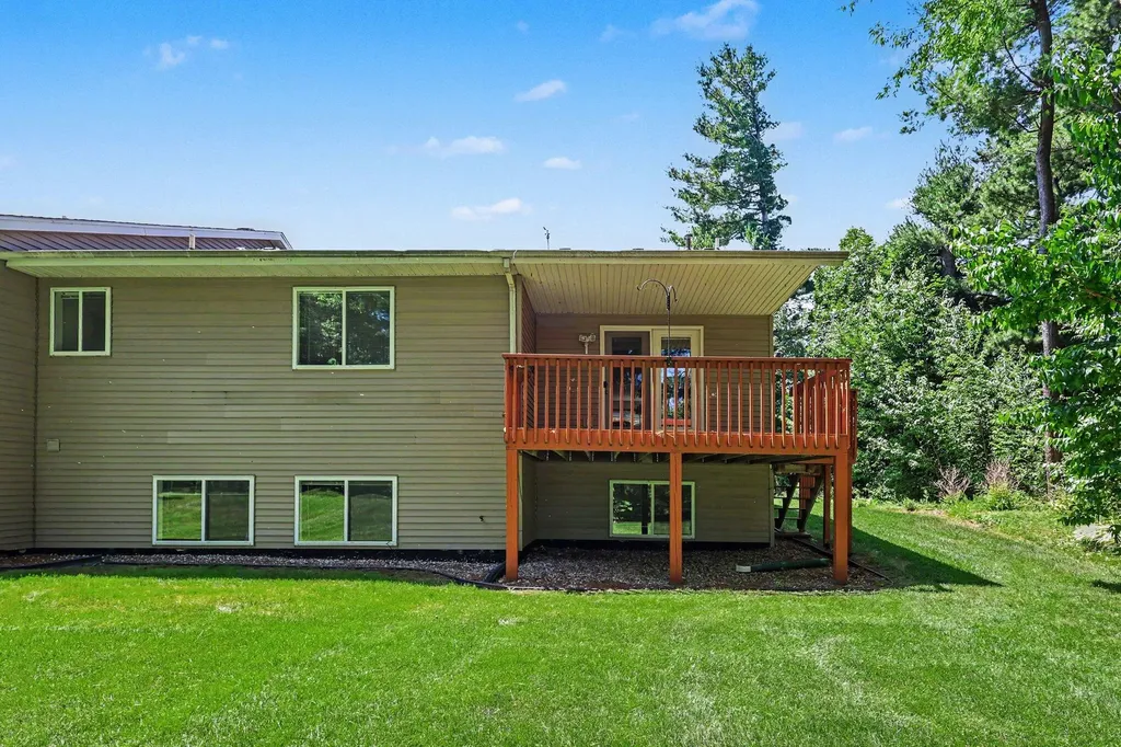 726 Glenvale Drive Coopersville City MI 49404