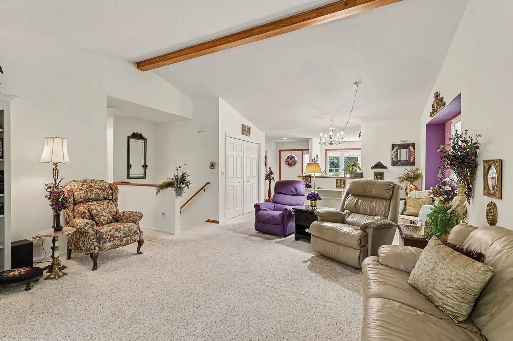 726 Glenvale Drive Coopersville City MI 49404