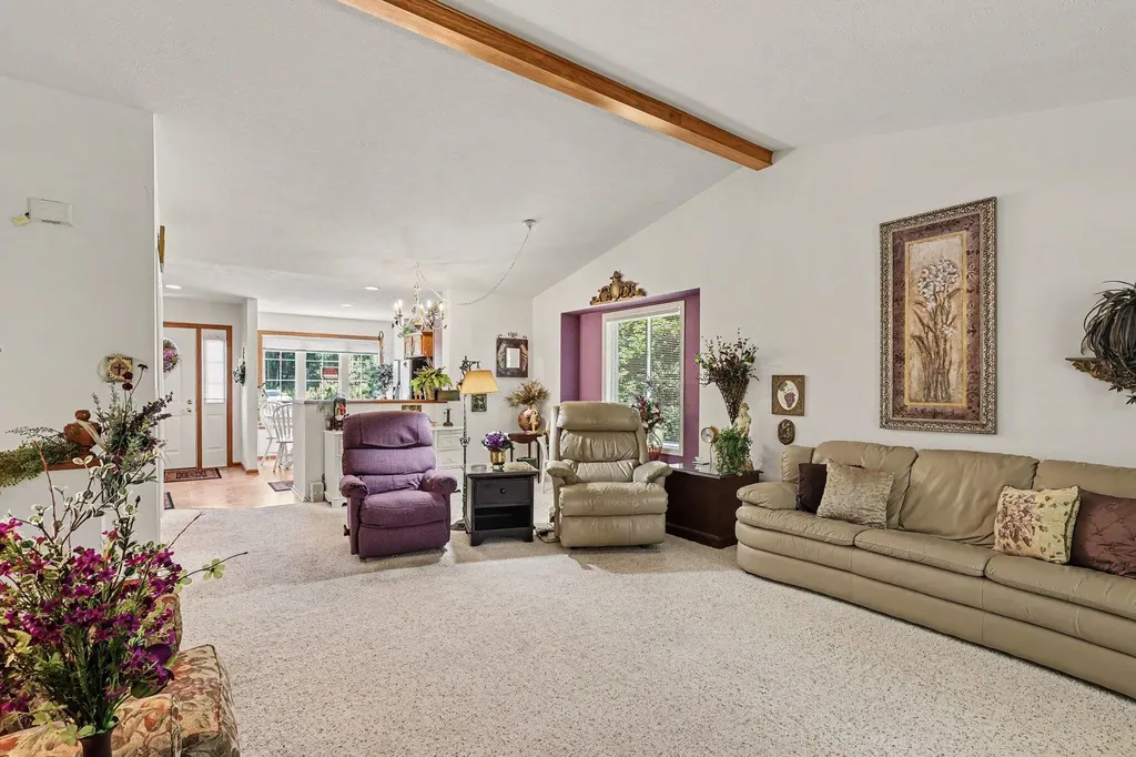 726 Glenvale Drive Coopersville City MI 49404