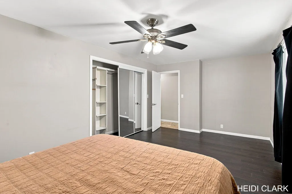 16105 Gary Avenue Grand Haven Charter Township MI 49417