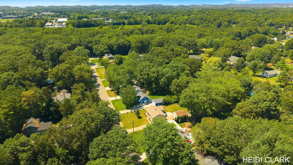 16105 Gary Avenue Grand Haven Charter Township MI 49417