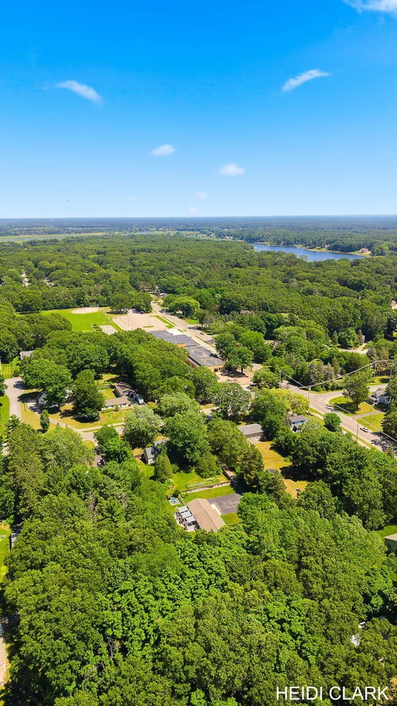16105 Gary Avenue Grand Haven Charter Township MI 49417