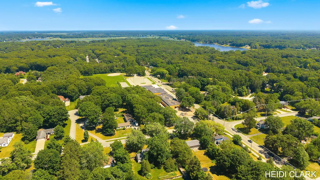 16105 Gary Avenue Grand Haven Charter Township MI 49417