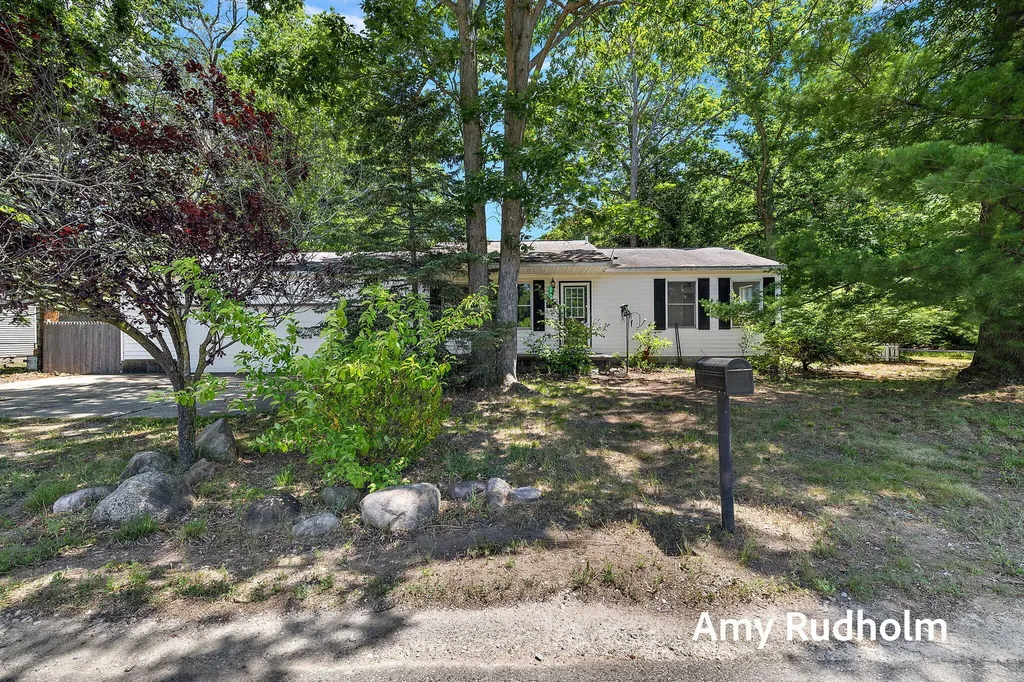 1150 Debaker Road Muskegon Charter Township MI 49442