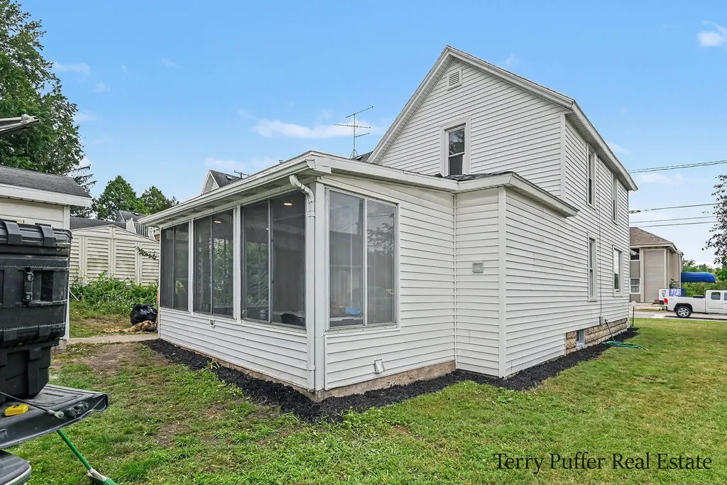 5554 32nd Avenue Hudsonville City MI 49426
