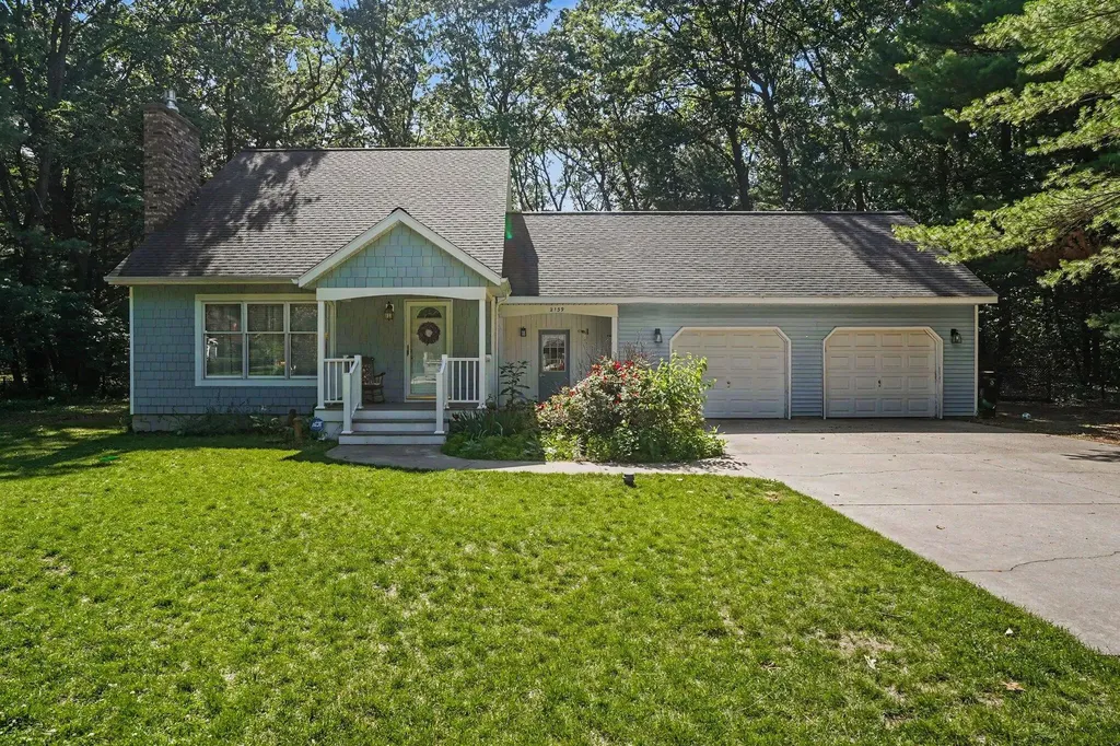 2139 Deerwood Drive Muskegon Charter Township MI 49457