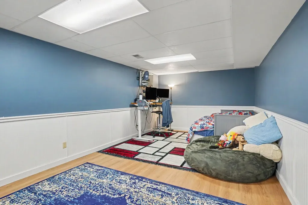 2139 Deerwood Drive Muskegon Charter Township MI 49457