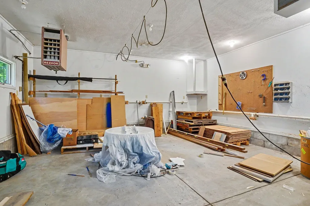 2139 Deerwood Drive Muskegon Charter Township MI 49457