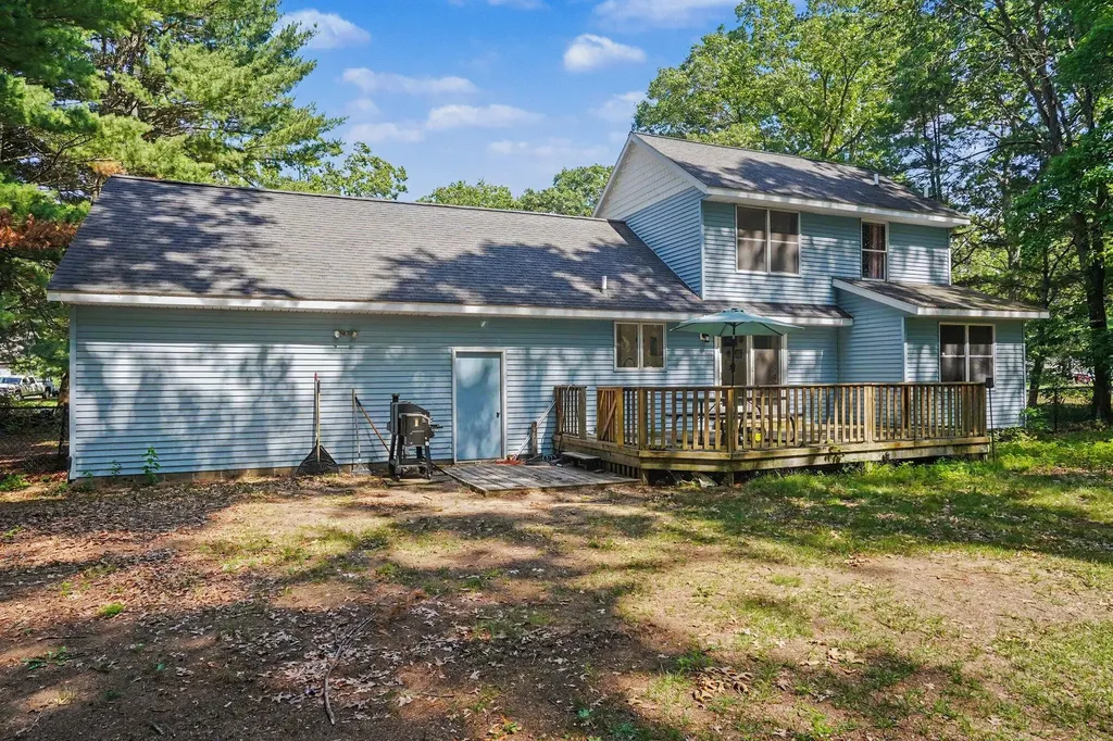 2139 Deerwood Drive Muskegon Charter Township MI 49457