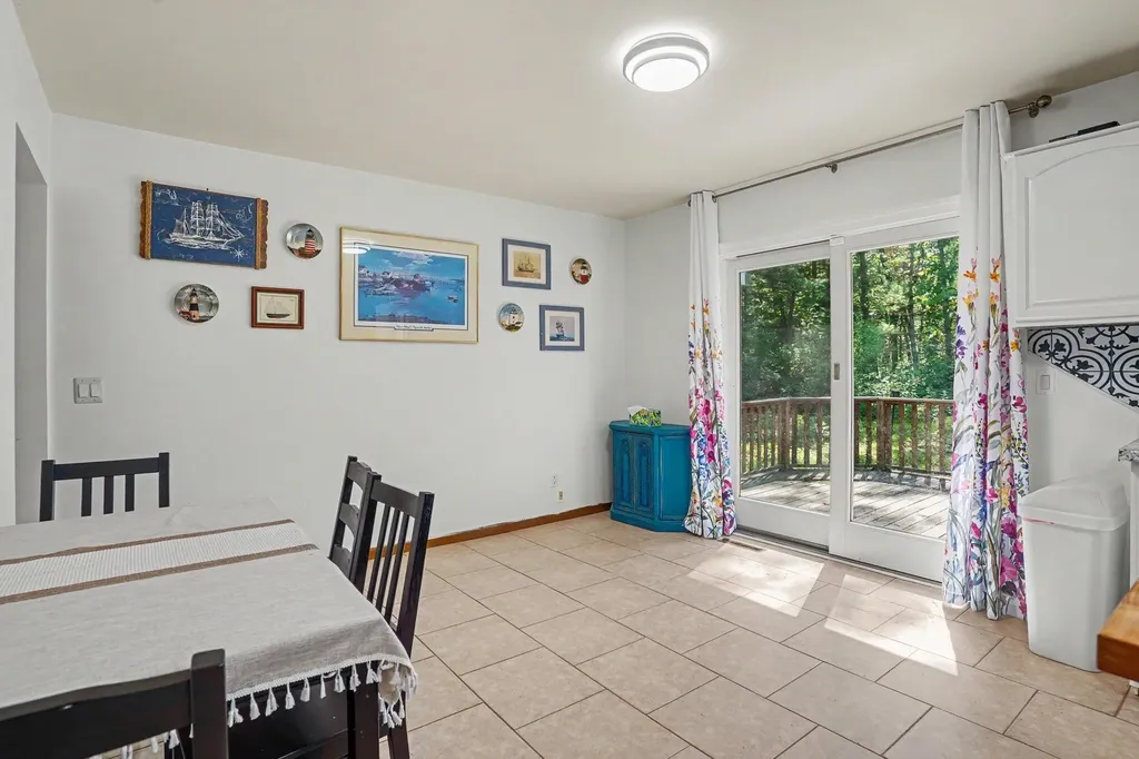 2139 Deerwood Drive Muskegon Charter Township MI 49457
