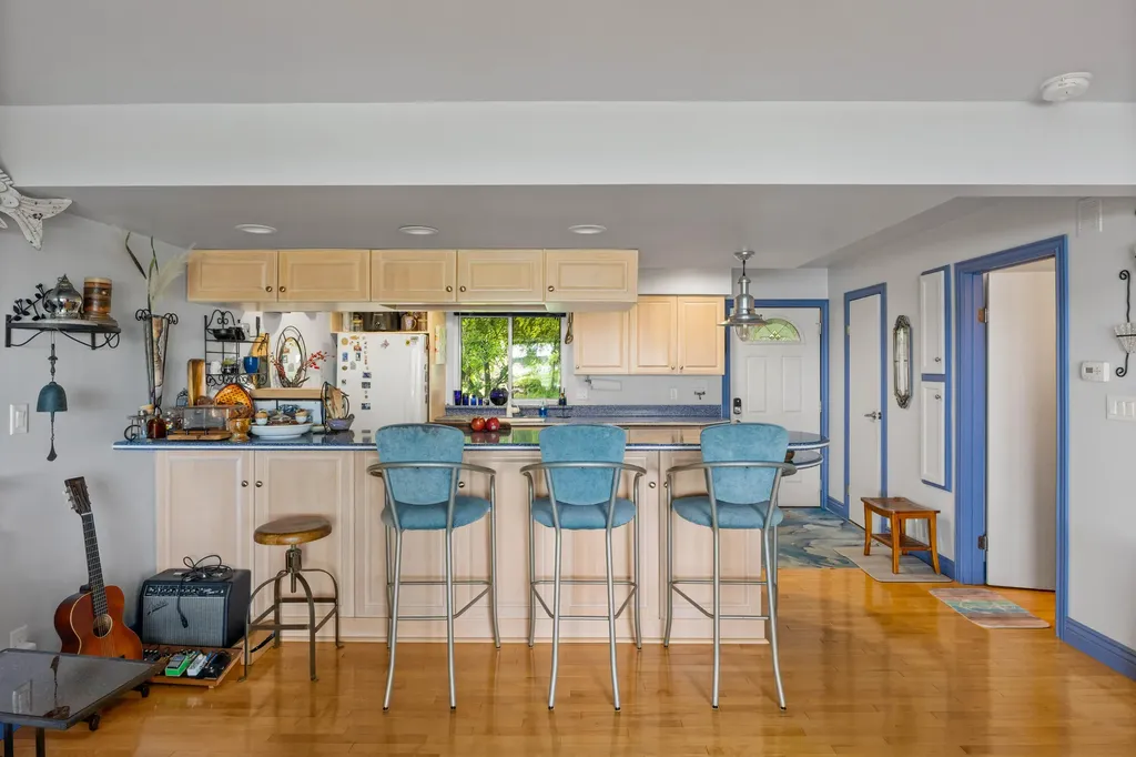 553 Gidley Circle Grand Haven City MI 49417